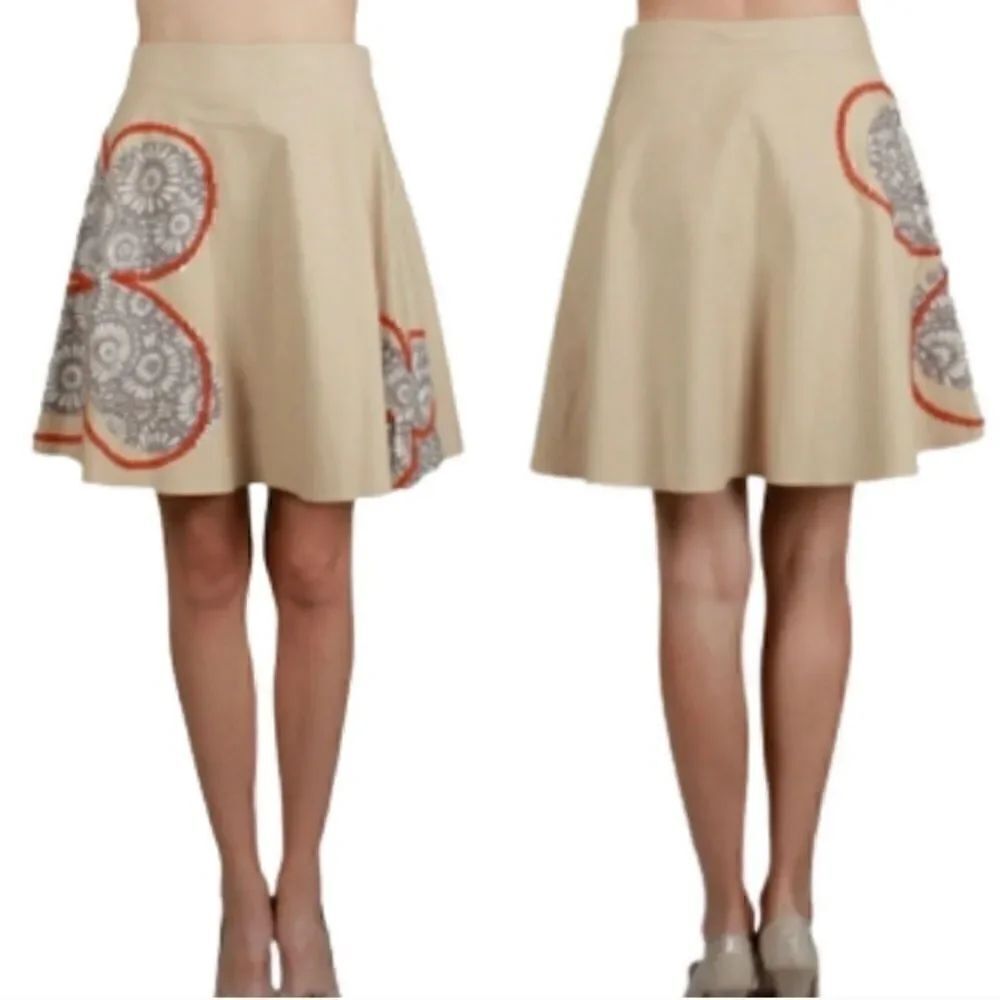 Ryu beautiful embroidered skirt 